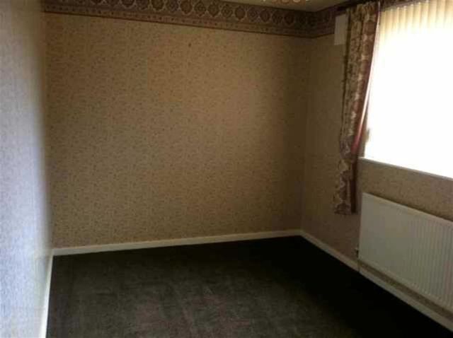  Image of 3 bedroom Property to rent in Lilac Avenue Newhey Rochdale OL16 at Lilac Avenue ROCHDALE ROCHDALE, OL16 4LN