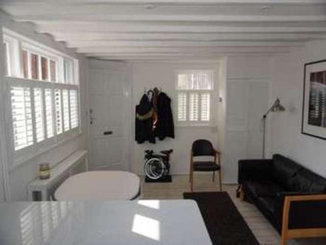  Image of 1 bedroom Detached house to rent in Little Mount Sion Tunbridge Wells TN1 at Tunbridge Wells Kent Royal Tunbridge Wells, TN1 1YP