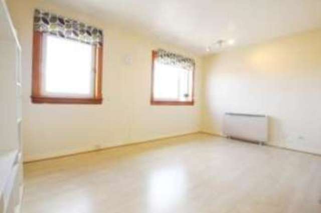  Image of 1 bedroom Flat for sale in London Road Glasgow G40 at Glasgow  Glasgow, G40 1PT