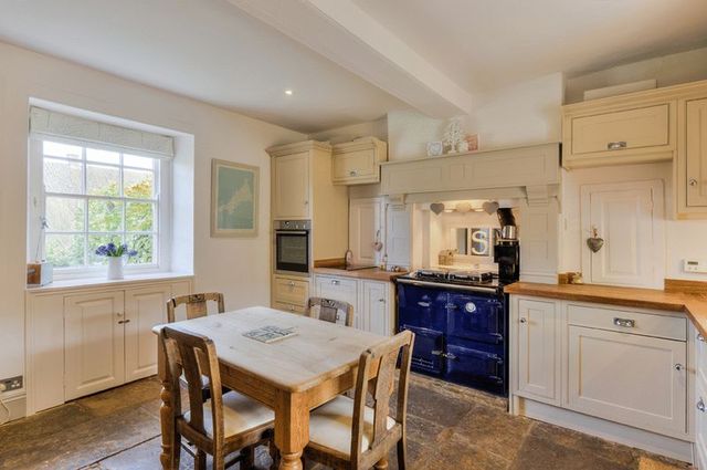  Image of 5 bedroom Detached house for sale in Main Street Lyddington Oakham LE15 at 101 Main Street Lyddington Oakham, LE15 9LS