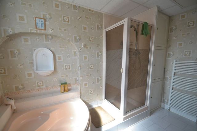  Image of 3 bedroom Terraced house to rent in Lyndhurst Gardens Barking IG11 at Lyndhurst Gardens  Barking, IG11 9YB