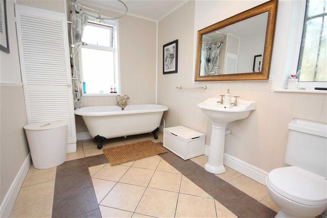 Image of 4 bedroom Property for sale in Manchester Road Rochdale OL11 at Manchester Road Rochdale Rochdale, OL11 4LX