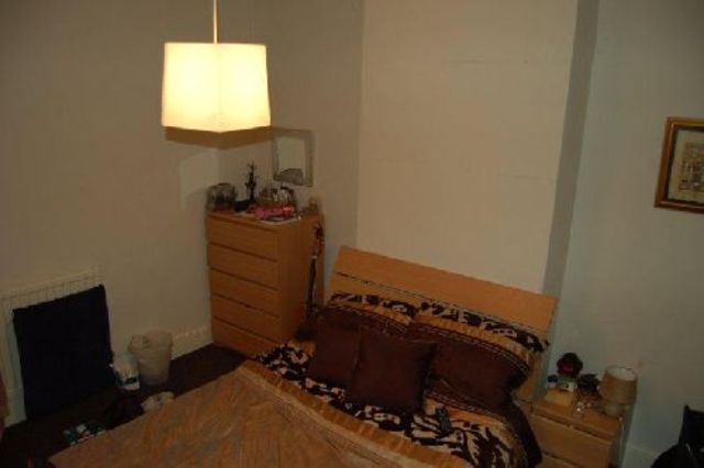  Image of 4 bedroom House Share to rent in Manilla Road Selly Park Birmingham B29 at Selly Park Bristol Selly Park, B29 7PY
