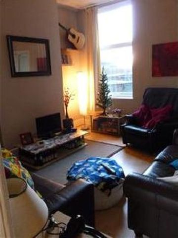  Image of 4 bedroom House Share to rent in Manilla Road Selly Park Birmingham B29 at Selly Park Bristol Selly Park, B29 7PY