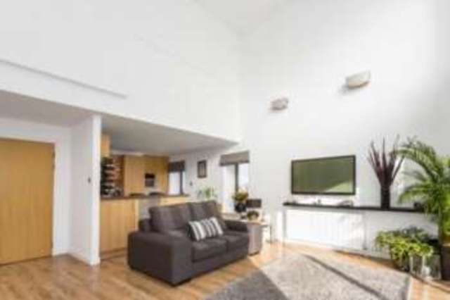  Image of 3 bedroom Flat for sale in Maxwell Street Glasgow G1 at Glasgow  Glasgow, G1 4EP