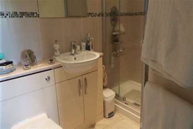  Image of 3 bedroom Terraced house to rent in Thornybush Gardens Medstead Alton GU34 at Alton, GU34 5FJ