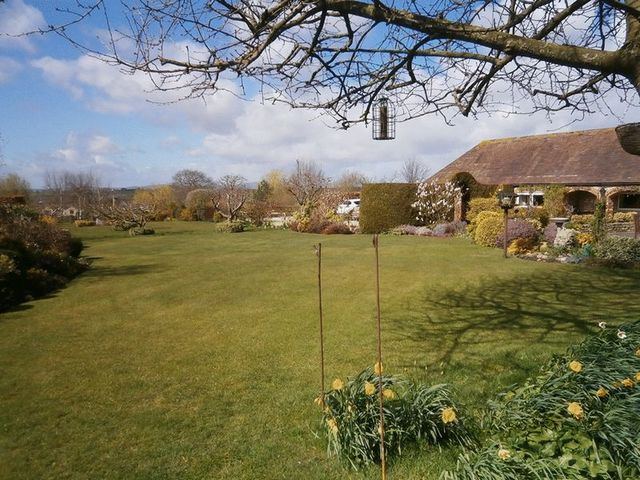  Image of 5 bedroom Detached house for sale in Mill End Bredon Tewkesbury GL20 at Mill End Bredon Tewkesbury, GL20 7LQ