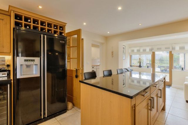  Image of 5 bedroom Detached house for sale in Mill Lane Waternewton Peterborough PE8 at Mill Lane Water Newton Peterborough, PE8 6LY