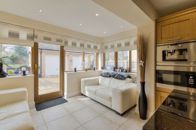  Image of 5 bedroom Detached house for sale in Mill Lane Waternewton Peterborough PE8 at Mill Lane Water Newton Peterborough, PE8 6LY