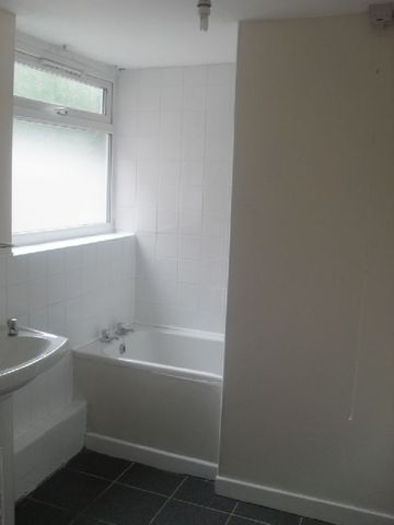  Image of 3 bedroom House Share to rent in Milner Road Selly Oak Birmingham B29 at Selly Oak Bristol Selly Oak, B29 7RQ