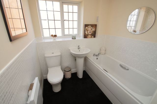  Image of 2 bedroom Flat for sale in The Dell Stourport-on-Severn DY13 at The Dell  Stourport-On-Severn, DY13 9GF