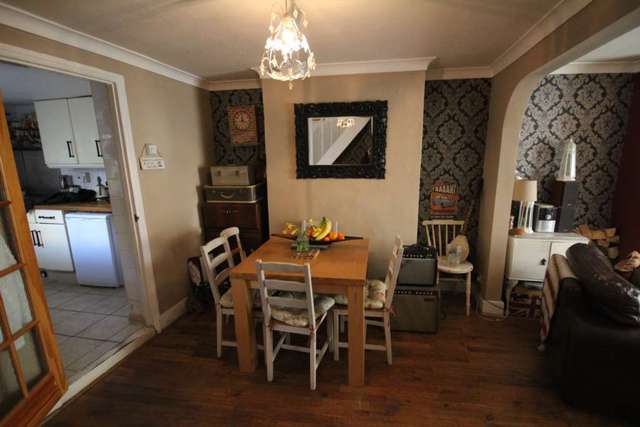  Image of 3 bedroom Terraced house for sale in Mount Pleasant Aylesbury HP19 at Mount Pleasant  Aylesbury, HP19 8AQ