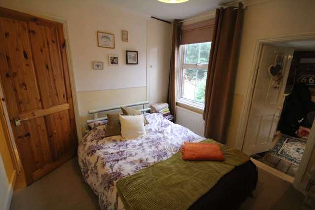  Image of 3 bedroom Terraced house for sale in Mount Pleasant Aylesbury HP19 at Mount Pleasant  Aylesbury, HP19 8AQ