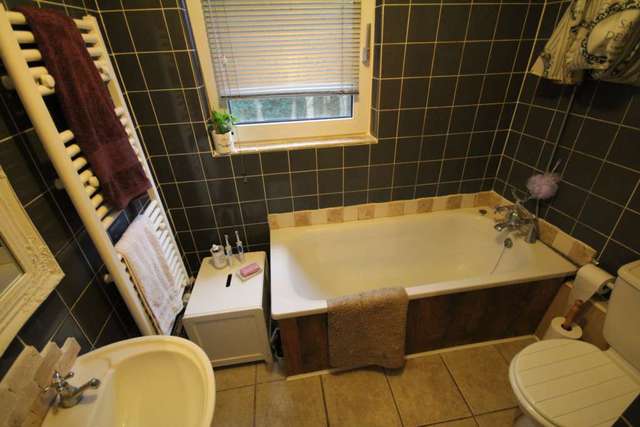  Image of 3 bedroom Terraced house for sale in Mount Pleasant Aylesbury HP19 at Mount Pleasant  Aylesbury, HP19 8AQ
