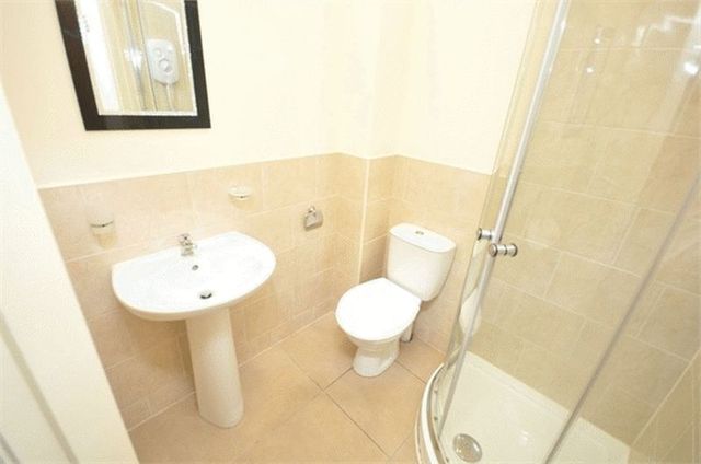  Image of 1 bedroom Property to rent in Northumberland Street Huddersfield HD1 at 8 Northumberland Street  Huddersfield, HD1 1DT