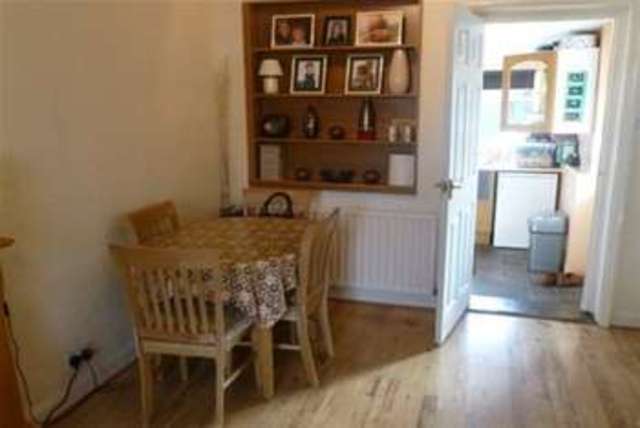  Image of 2 bedroom Terraced house to rent in Oak Road Sheffield S12 at Sheffield, S12 3HT