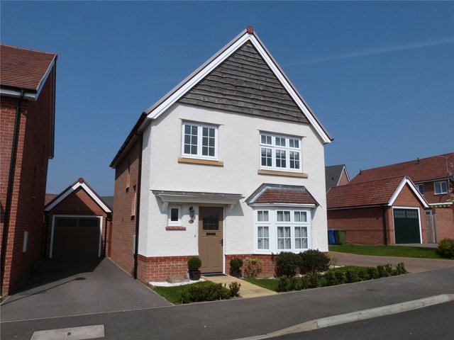  Image of 3 bedroom Detached house to rent in Ouzel Chase Bracknell RG12 at Bracknell Berkshire Easthampstead, RG12 8DU