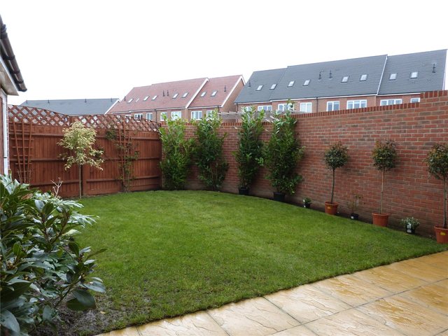  Image of 3 bedroom Detached house to rent in Ouzel Chase Bracknell RG12 at Bracknell Berkshire Easthampstead, RG12 8DU