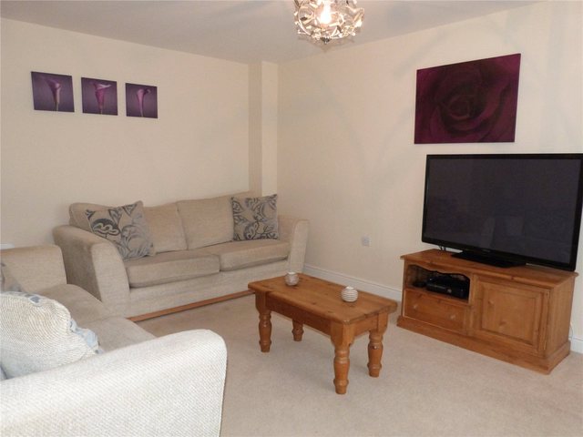  Image of 3 bedroom Detached house to rent in Ouzel Chase Bracknell RG12 at Bracknell Berkshire Easthampstead, RG12 8DU