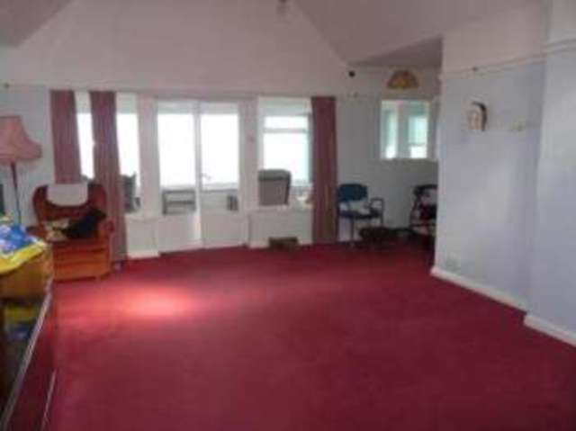  Image of 4 bedroom Bungalow for sale in Oyster Bend Paignton TQ4 at Paignton Devon Goodrington, TQ4 6NL