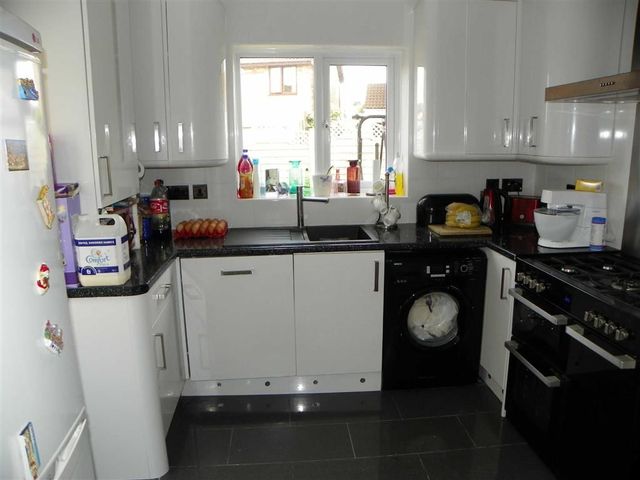  Image of 3 bedroom Property for sale in Parc Y Delyn Morriston Swansea SA6 at Parc Y Delyn Llangyfelach Llangyfelach, SA6 6EW