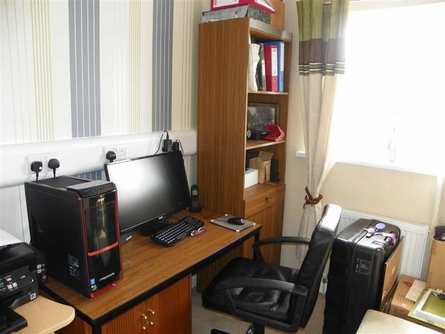  Image of 3 bedroom Property for sale in Parc Y Delyn Morriston Swansea SA6 at Parc Y Delyn Llangyfelach Llangyfelach, SA6 6EW