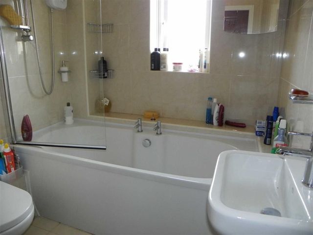  Image of 3 bedroom Property for sale in Parc Y Delyn Morriston Swansea SA6 at Parc Y Delyn Llangyfelach Llangyfelach, SA6 6EW