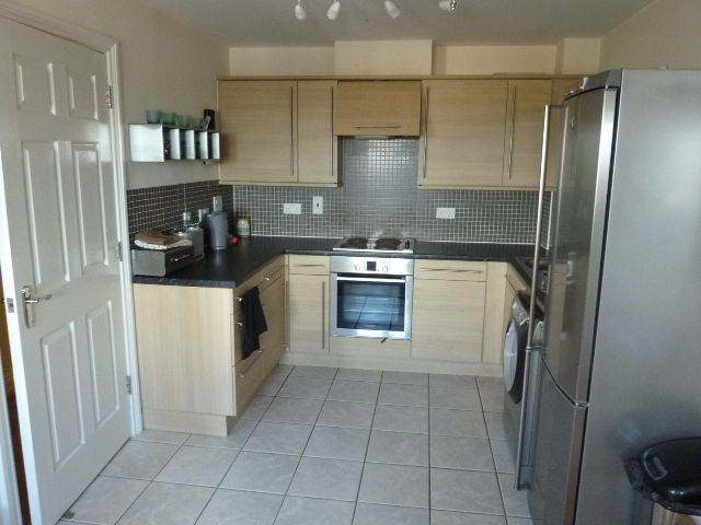  Image of 2 bedroom Apartment to rent in Tuke Walk Swindon SN1 at Swindon  Wiltshire, SN1 4GR