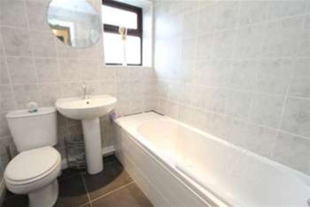  Image of 3 bedroom Detached house to rent in Queens Road Beighton Sheffield S20 at Sheffield, S20 1AW