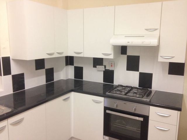  Image of 2 bedroom Terraced house to rent in Robert Street Cudworth Barnsley S72 at Robert Street Cudworth BARNSLEY, S72 8UQ