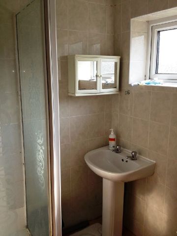 Image of 5 bedroom House Share to rent in Roman Way Edgbaston Birmingham B15 at Edgbaston Bristol Edgbaston, B15 2SJ