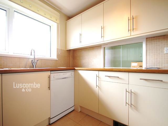  Image of 2 bedroom Detached house to rent in Ruskin Avenue Rogerstone Newport NP10 at Rogerstone Newport Newport, NP10 0AA