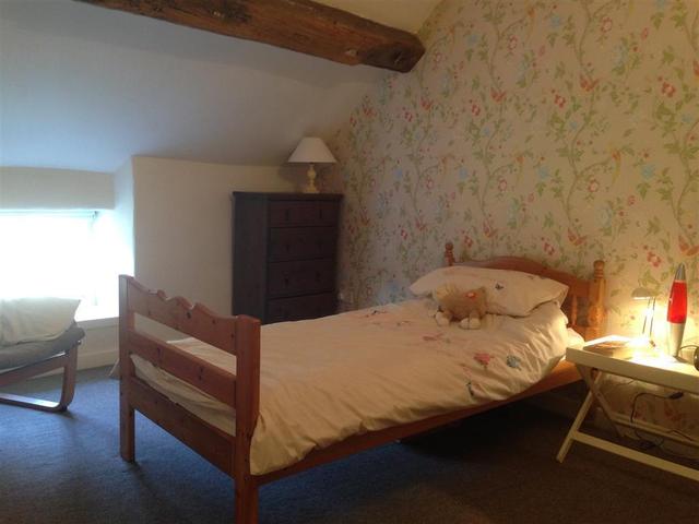  Image of 3 bedroom Detached house to rent in School Lane Hathersage Hope Valley S32 at School Lane Hathersage HOPE VALLEY, S32 1BZ