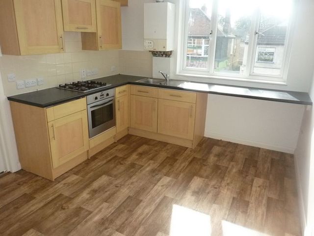  Image of 1 bedroom Flat to rent in Southchurch Road Southend-on-Sea SS1 at Southchurch Road  Southend-On-Sea, SS1 2NW
