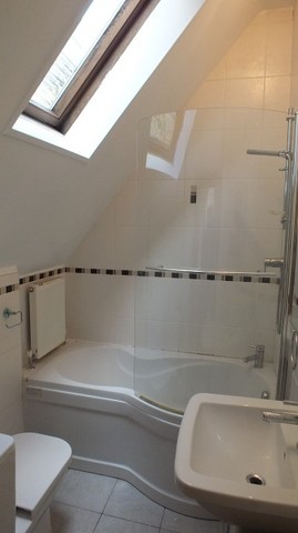  Image of 2 bedroom Apartment to rent in Kirkstall Lane Headingley Leeds LS6 at Kirkstall Lane  Leeds, LS6 3DS