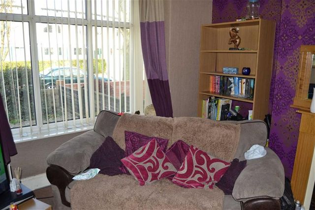  Image of 3 bedroom Property for sale in St. Marys Walk Bridlington YO16 at St Marys Walk Bridlington Bridlington, YO16 7LJ