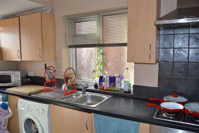  Image of 3 bedroom Property for sale in St. Marys Walk Bridlington YO16 at St Marys Walk Bridlington Bridlington, YO16 7LJ
