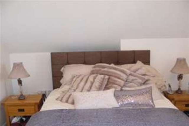  Image of 1 bedroom Flat to rent in Cypress Oaks Stalybridge SK15 at Stalybridge, SK15 3GQ
