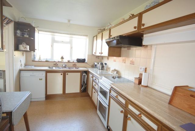  Image of 3 bedroom Detached house for sale in Sutton Road Somerton TA11 at Sutton Road  Somerton, TA11 6QP