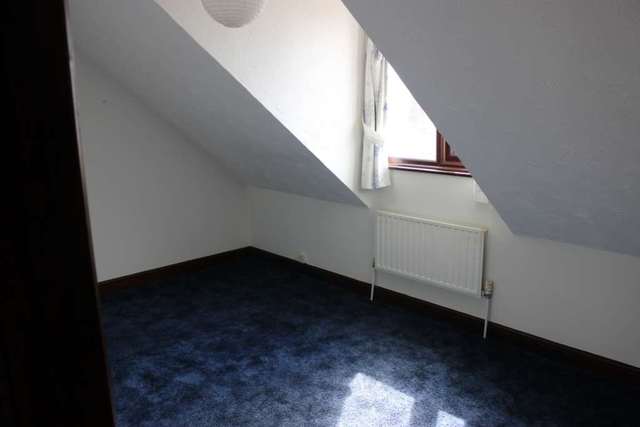  Image of 3 bedroom Apartment for sale in The Maltings Church Close Coltishall Norwich NR12 at The Maltings Coltishall Norwich, NR12 7DZ