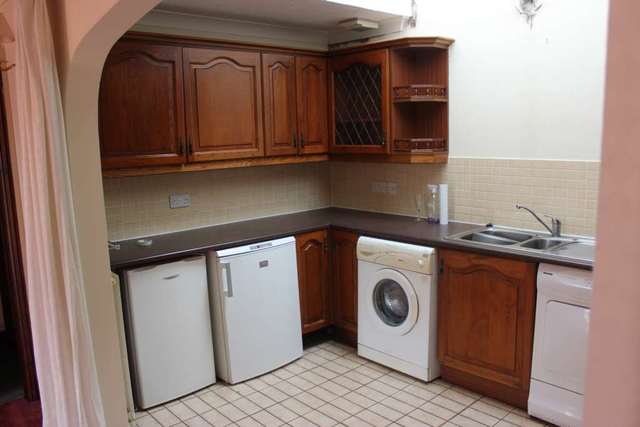  Image of 3 bedroom Apartment for sale in The Maltings Church Close Coltishall Norwich NR12 at The Maltings Coltishall Norwich, NR12 7DZ