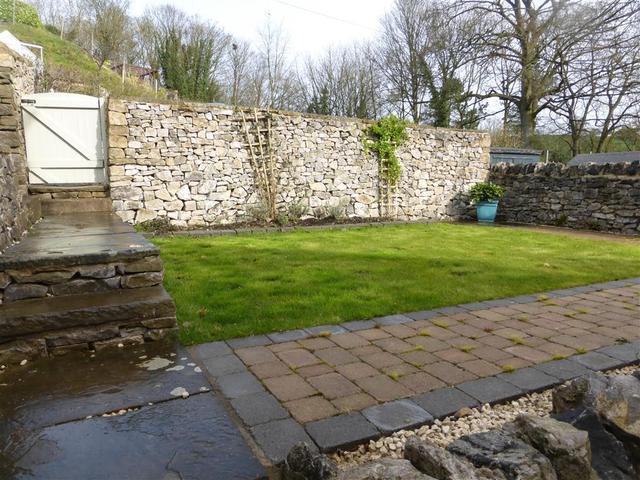  Image of 2 bedroom End of Terrace to rent in The Rock Bakewell DE45 at The Rock  Off Buxton Road, DE45 1DH