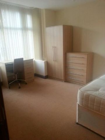  Image of 7 bedroom House Share to rent in Umberslade Road Selly Oak Birmingham B29 at Selly Oak Bristol Selly Oak, B29 7RZ