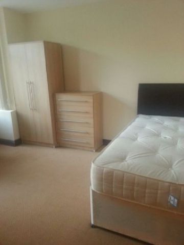  Image of 7 bedroom House Share to rent in Umberslade Road Selly Oak Birmingham B29 at Selly Oak Bristol Selly Oak, B29 7RZ