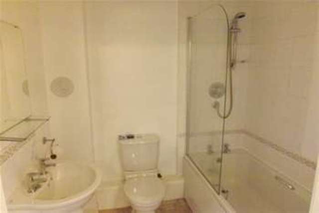  Image of 2 bedroom Flat to rent in West Wellhall Wynd Hamilton ML3 at Hamilton, ML3 9GA