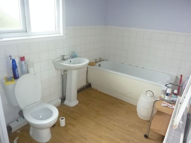  Image of Property to rent in Westcliff Park Drive Westcliff-on-Sea SS0 at Westcliff Park Drive  Westcliff-On-Sea, SS0 9LP