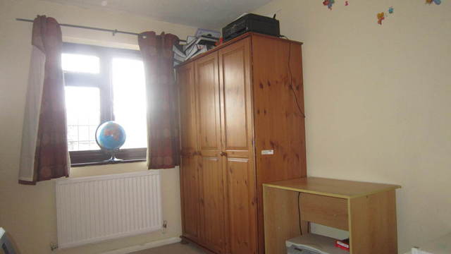  Image of 2 bedroom Semi-Detached house for sale in Westlake Close Yeading Hayes UB4 at Middlesex  Hayes, UB4 9RT