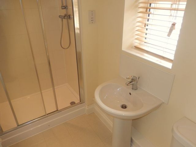  Image of 2 bedroom Flat to rent in Wharf Gardens Bingham Nottingham NG13 at Wharf Gardens Bingham Nottingham, NG13 8YE