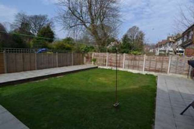  Image of 3 bedroom Detached house to rent in Wheelers Lane Kings Heath Birmingham B13 at Wheelers Lane Kings Heath Birmingham, B13 0SA