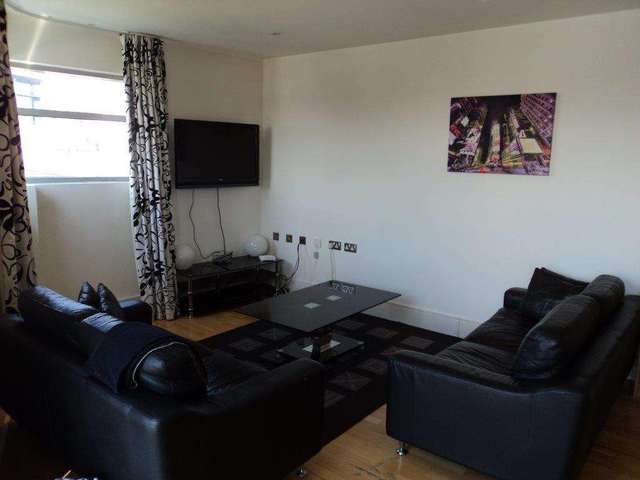  Image of 2 bedroom Apartment to rent in Whitworth Street Manchester M1 at Whitworth Street West  Manchester, M1 5BE